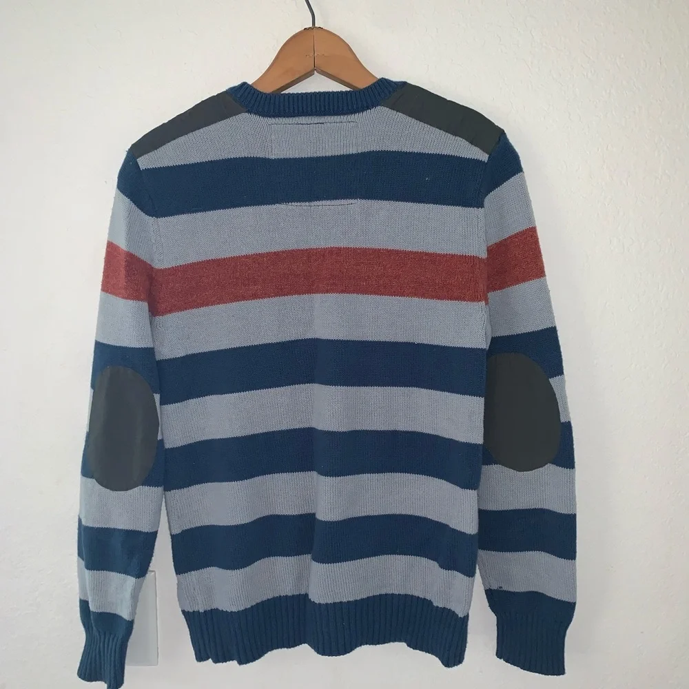 Stripped Sweater - Picture 2 of 3